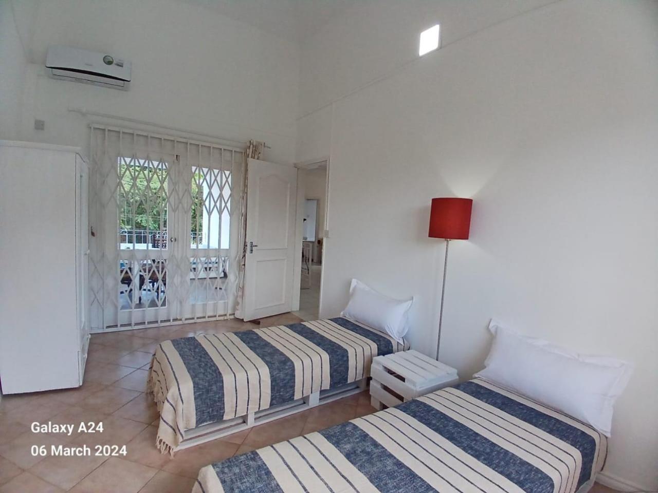 The Coral House Apartman Rivière Noire Kültér fotó